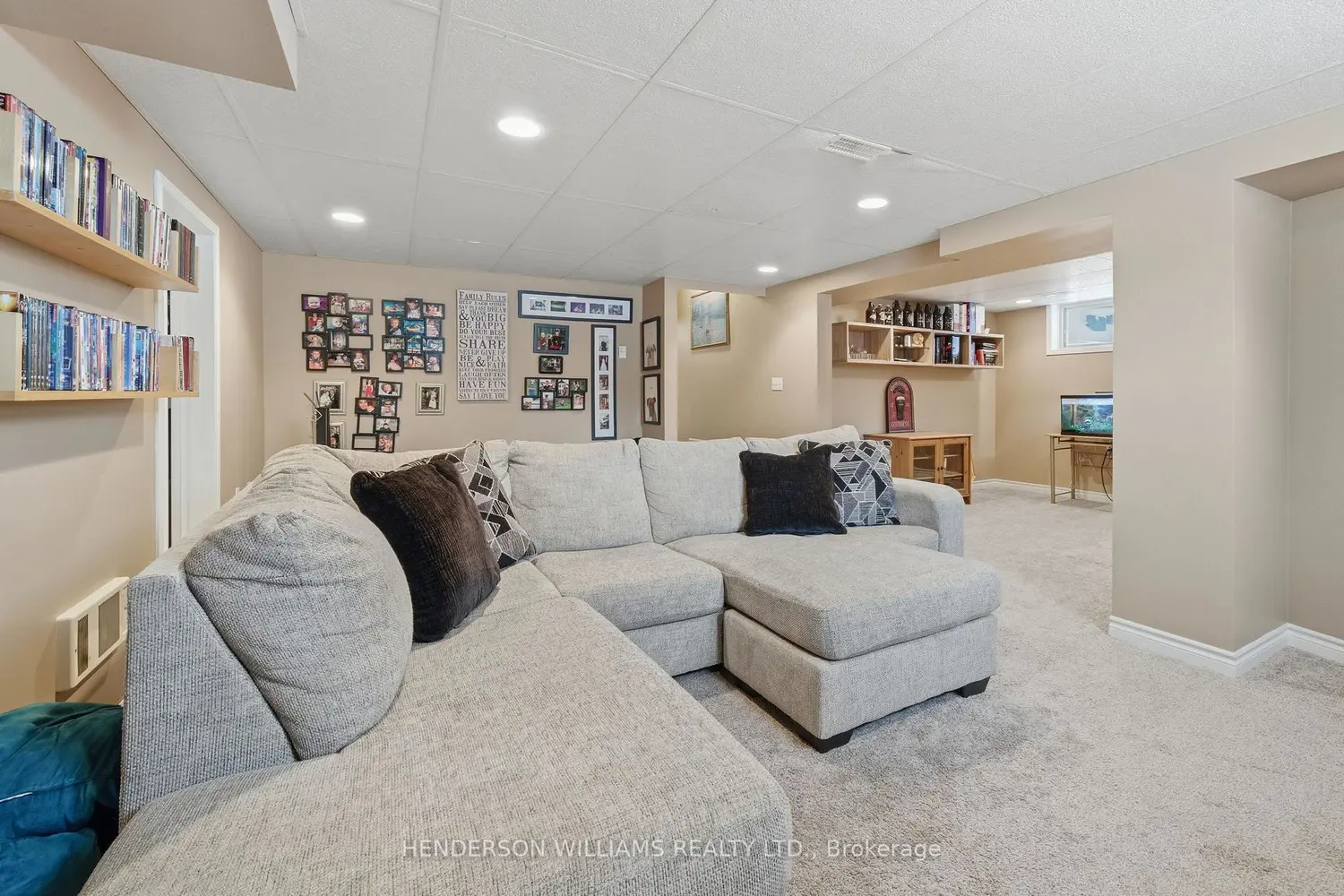 Additional image 10 of 42 Forchuk Crescent