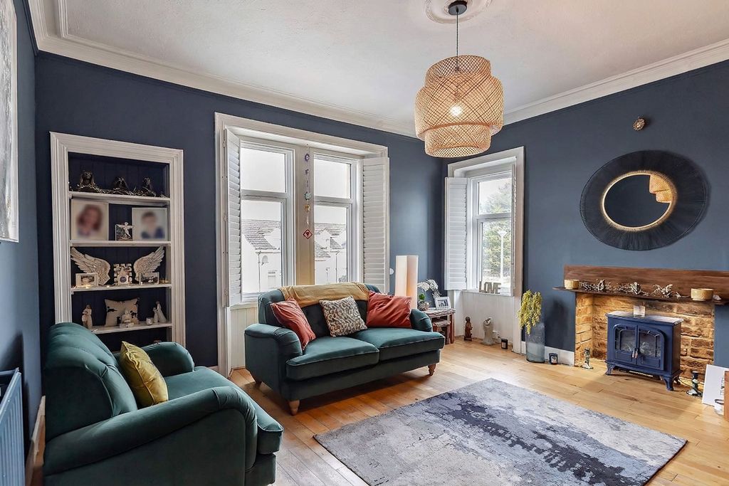 2 bed flat for saleWest Main Street, Broxburn EH52