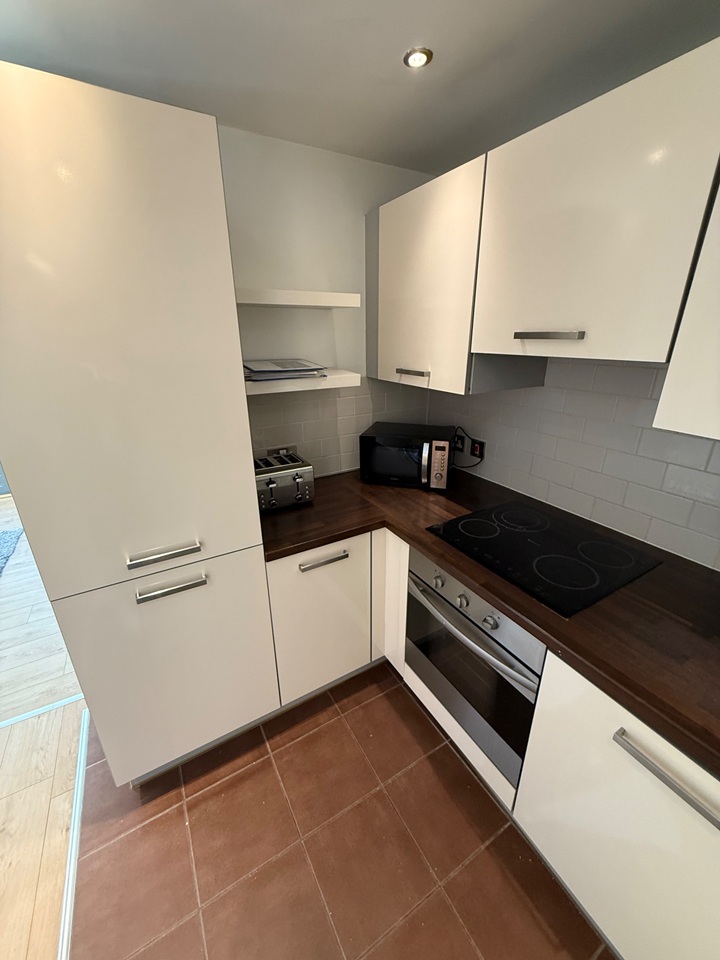Additional image 4 of 2 Bed Flat, Regal Court, B15, N1 7GU