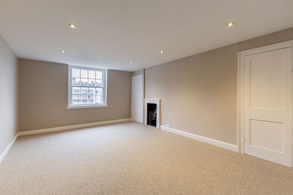 Additional image 10 of 4 bed flat for saleCavendish Place, Bath BA1
