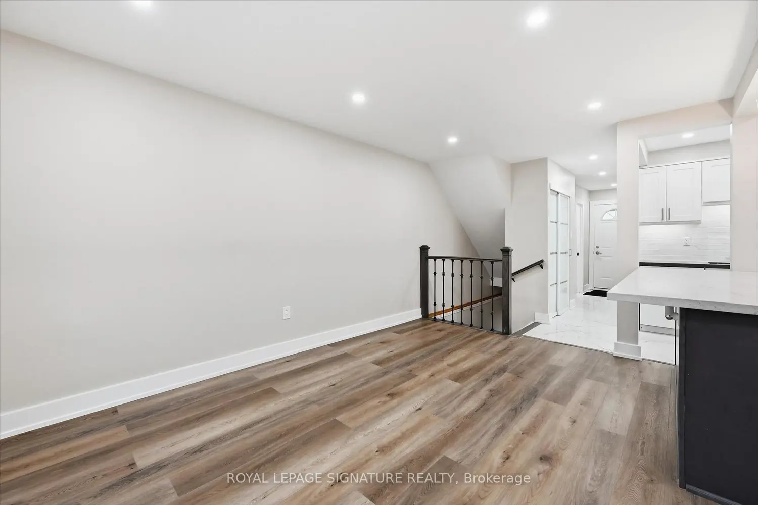 Additional image 6 of 100 Quigley Road 9, Hamilton