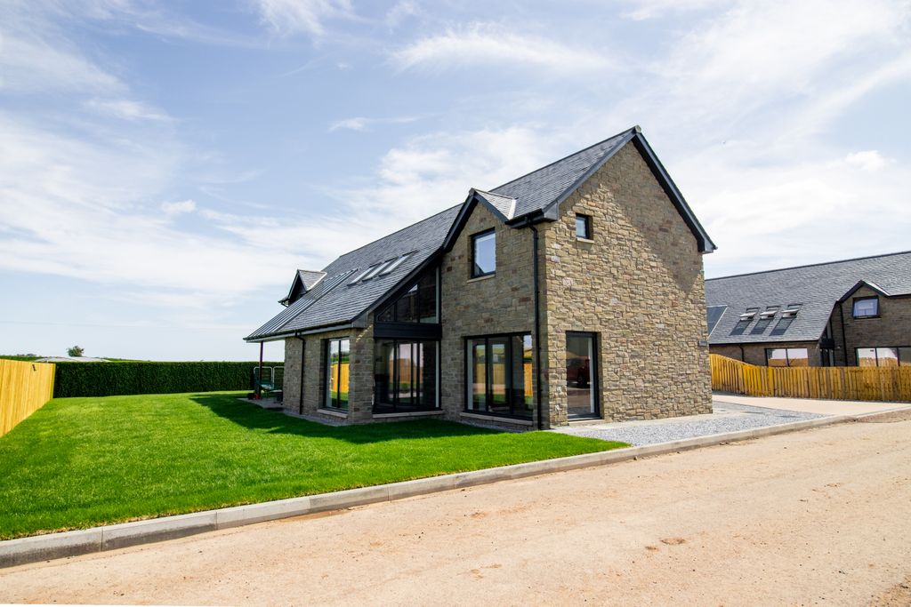 Additional image 2 of 4 bed detached house for saleInverkeilor, Arbroath DD11