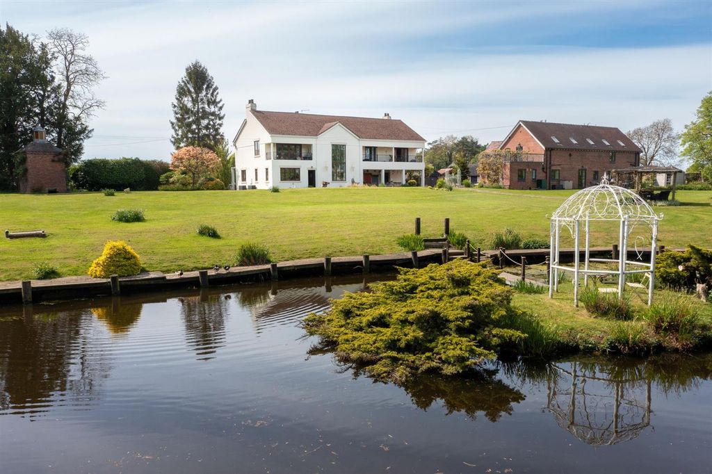 Additional image 2 of 9 bed detached house for saleBuddileigh Farm, Back Lane Betley CW3