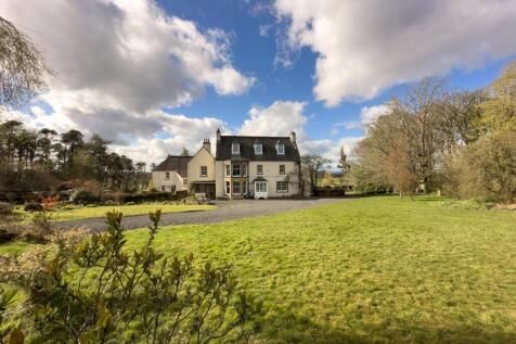 6 bed semi-detached house for saleBroadshaw Estate, West Calder EH55