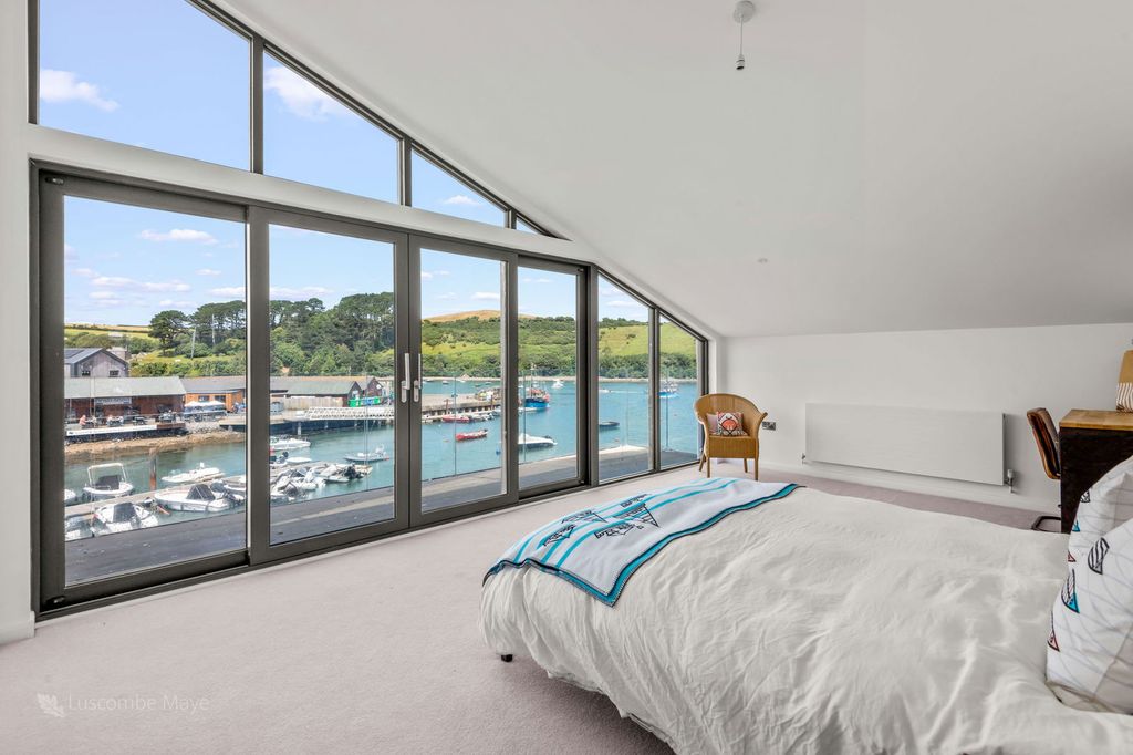 Additional image 10 of 3 bed flat for saleIsland Street, Salcombe TQ8