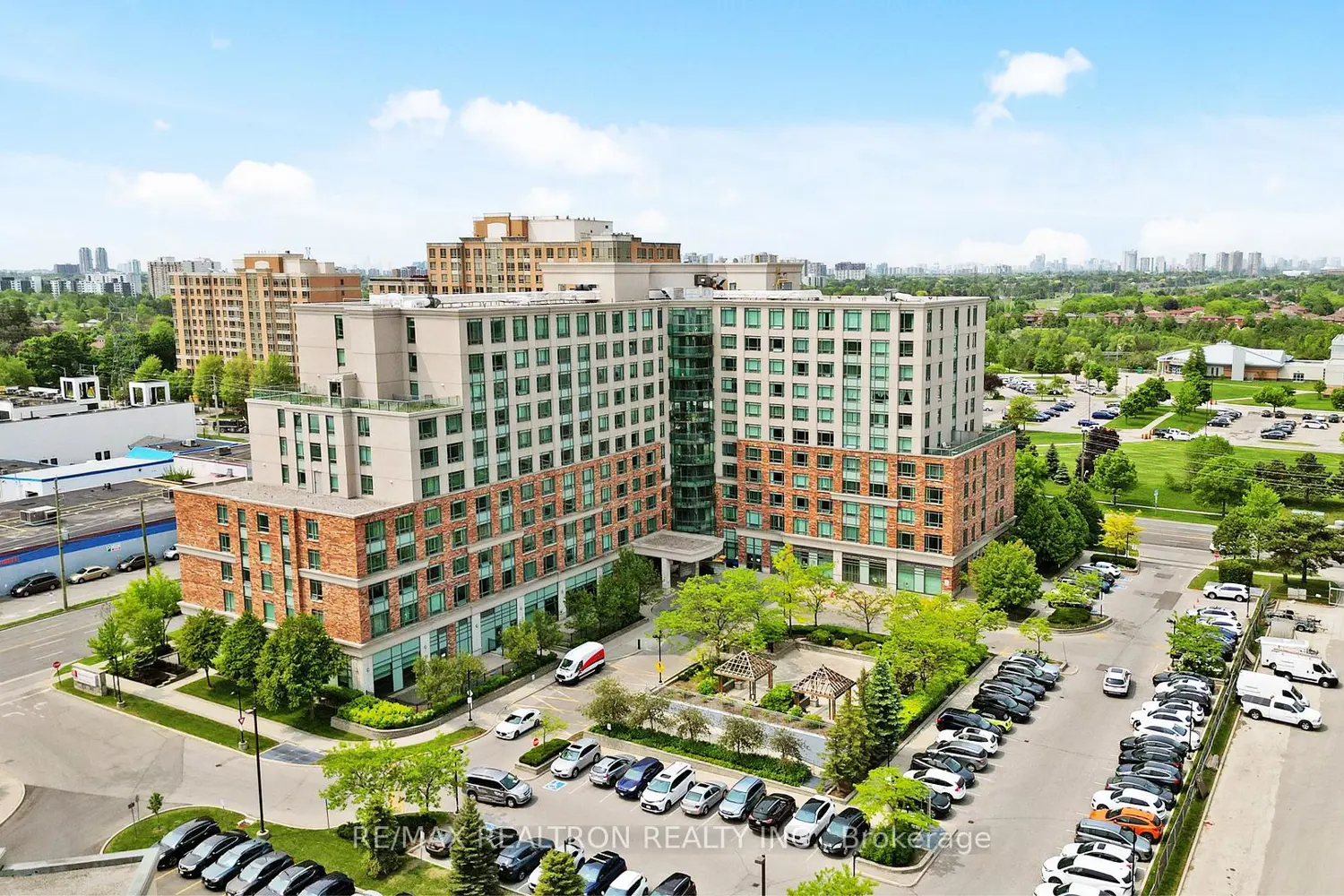 Additional image 6 of 2020 Mcnicoll Avenue 611