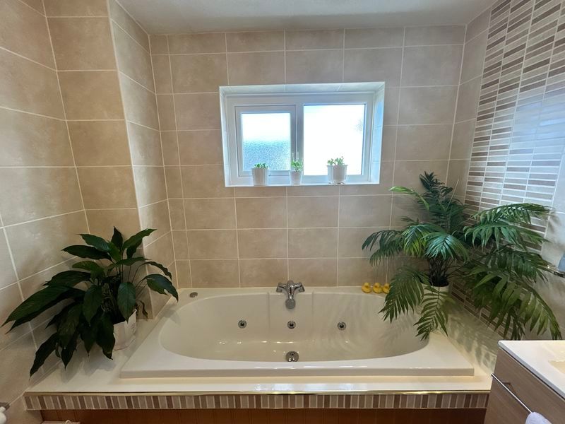 Additional image 36 of 5 bed detached bungalow for salePenrhyn Beach East, Penrhyn Bay LL30