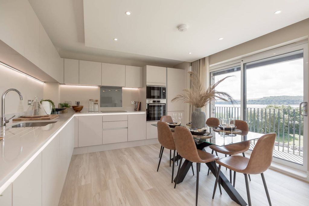 2 bed flat for salePlot 190 Kenmure, Queenswater By Turnberry Homes G82 photo 5