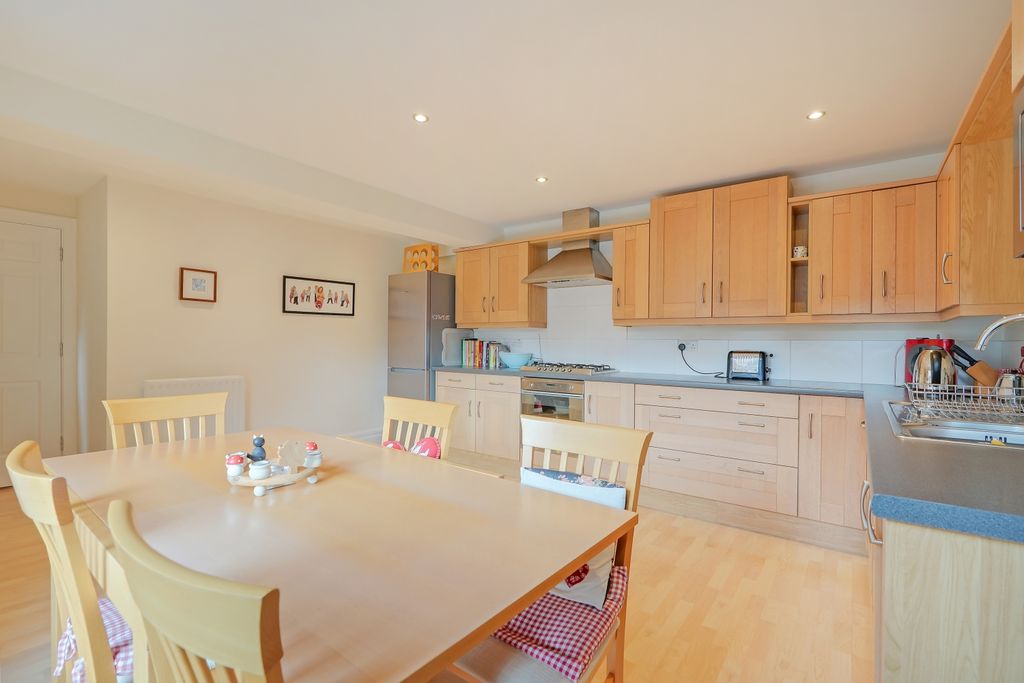 Additional image 8 of 2 bed flat for saleNewfield Place, Dore S17