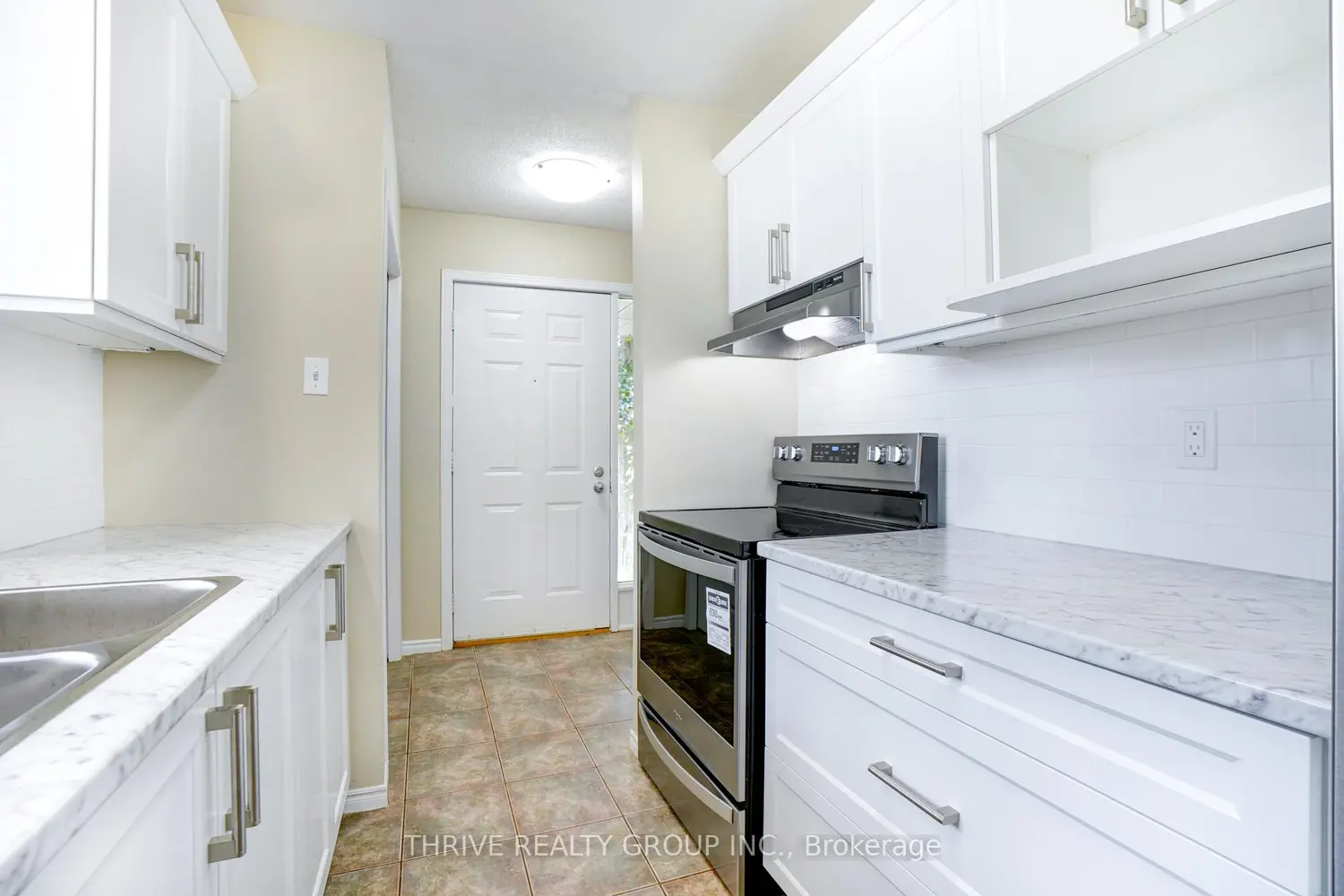 897 Thistledown Way photo 3