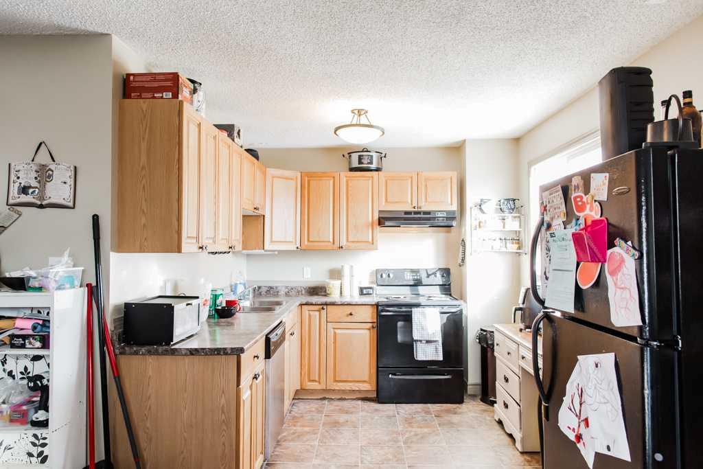 Additional image 3 of 9303 101 Avenue, Grande Prairie, AB, T8V0W5
