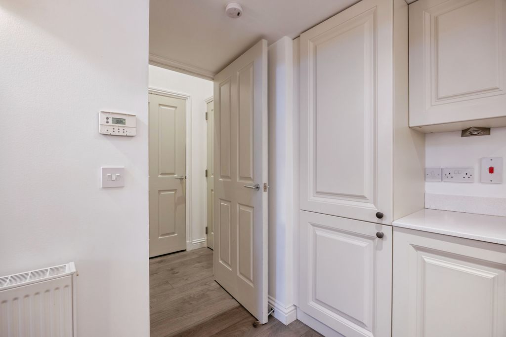 Additional image 14 of 2 bed flat for saleRosemount Place, Aberdeen AB25
