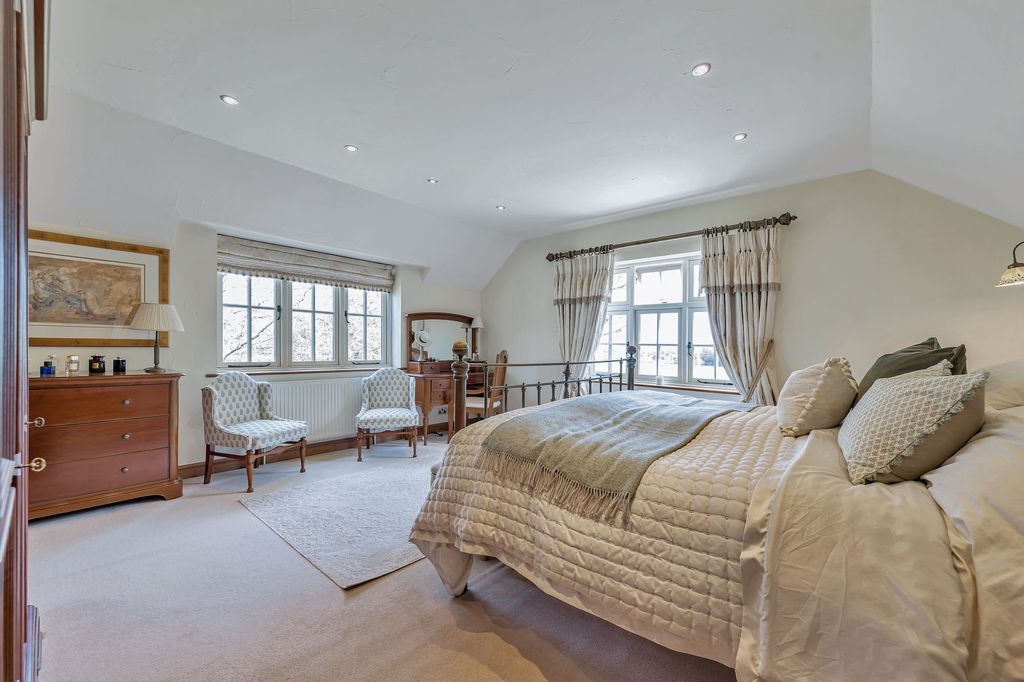 Additional image 14 of 5 bed detached house for saleSaleway, Worcestershire WR9