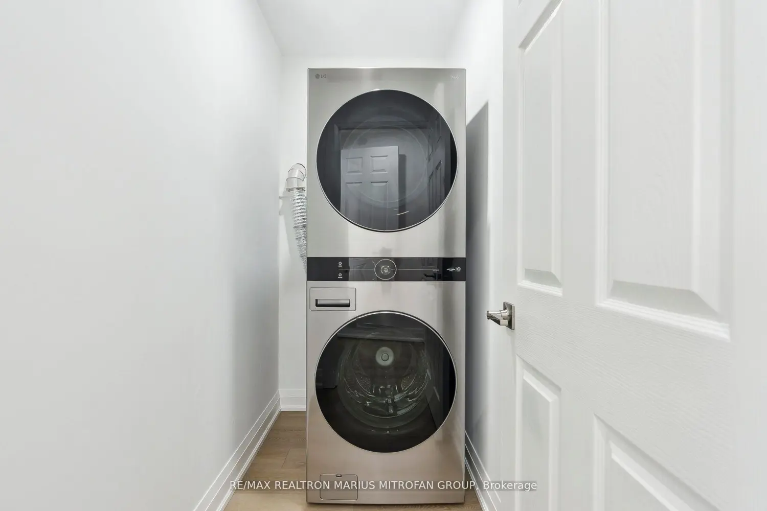 Additional image 16 of 1118 Stoney Point Road