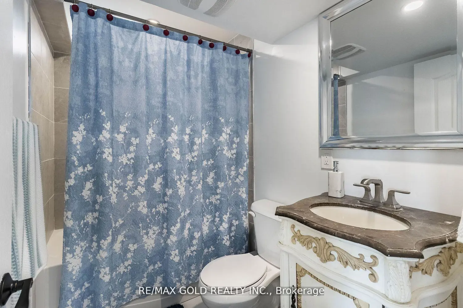 Additional image 18 of 115 Elm Street