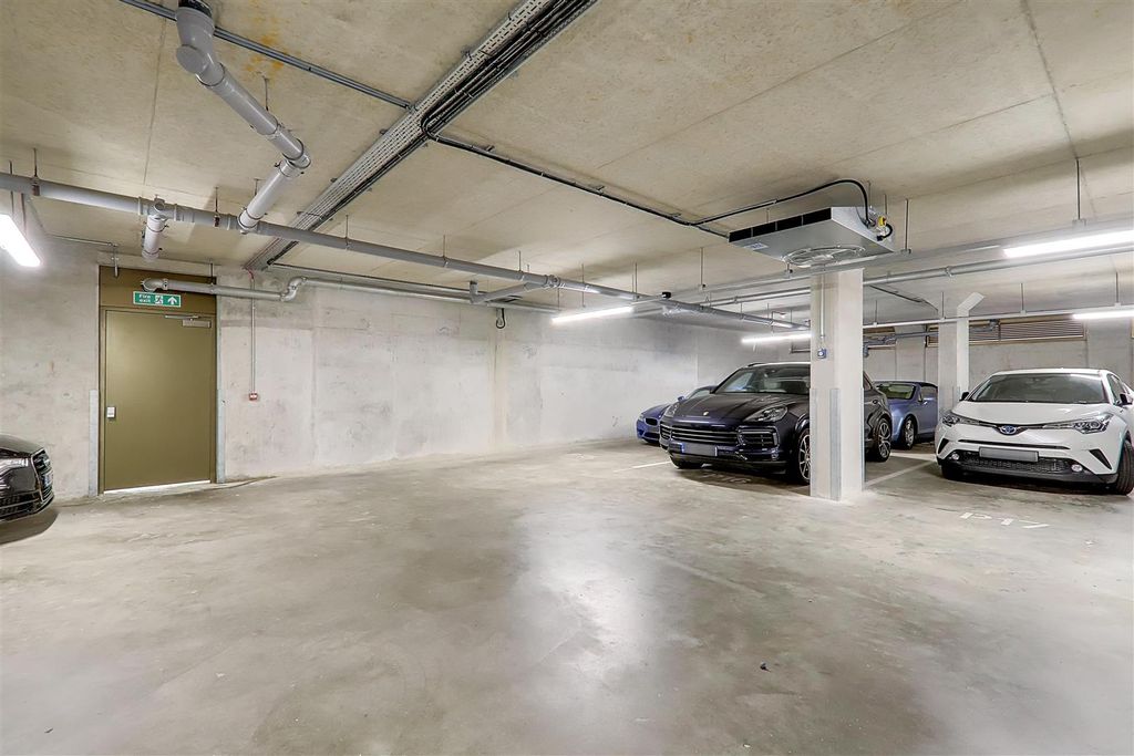 Additional image 28 of 3 bed flat for saleCalista, West Parade, Worthing BN11