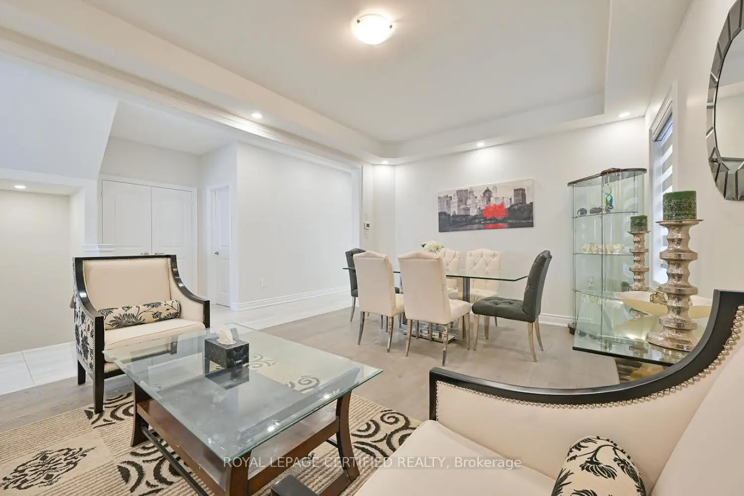 Additional image 9 of 4072 Hillsborough Crescent