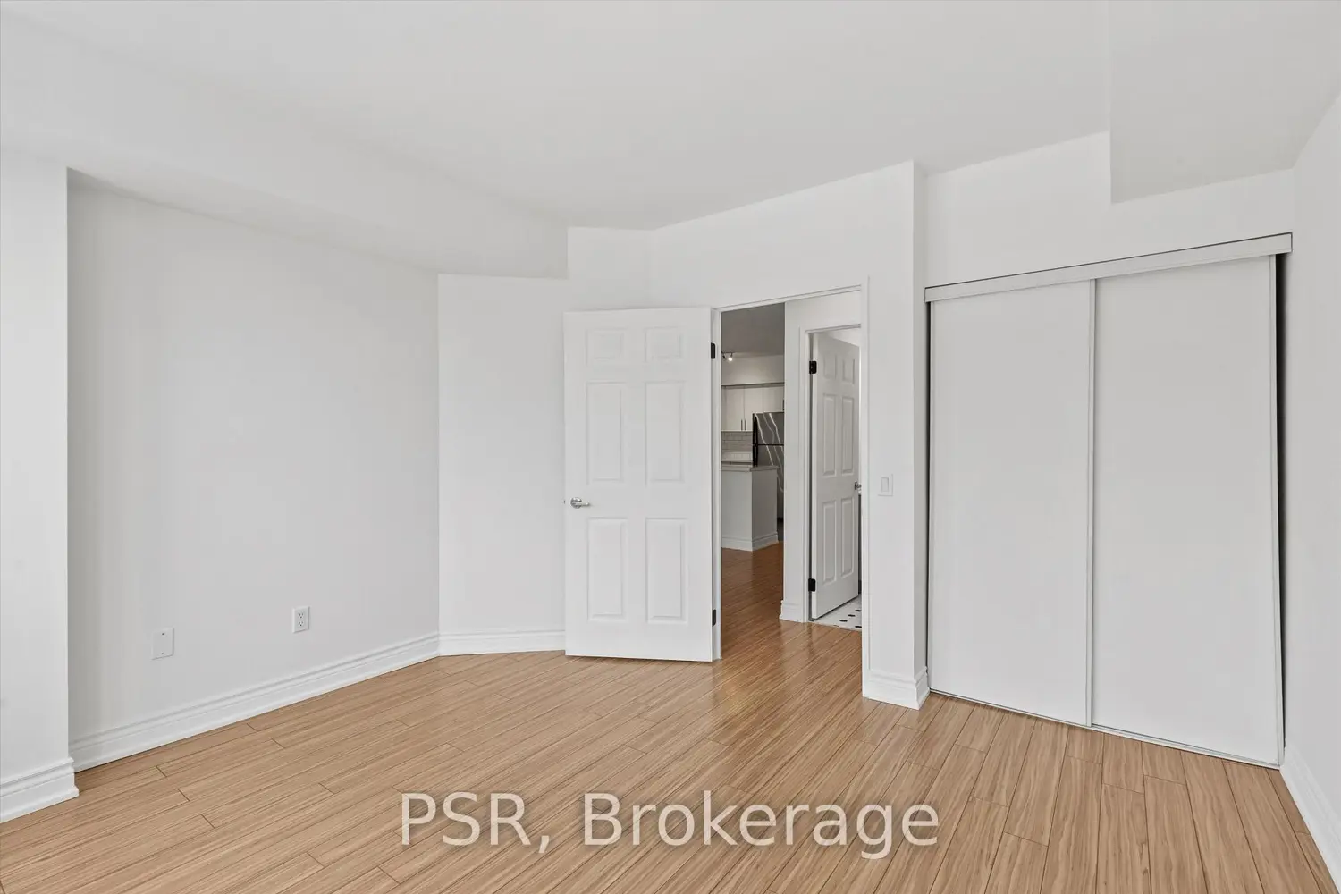 Additional image 17 of 7378 Yonge Street 103