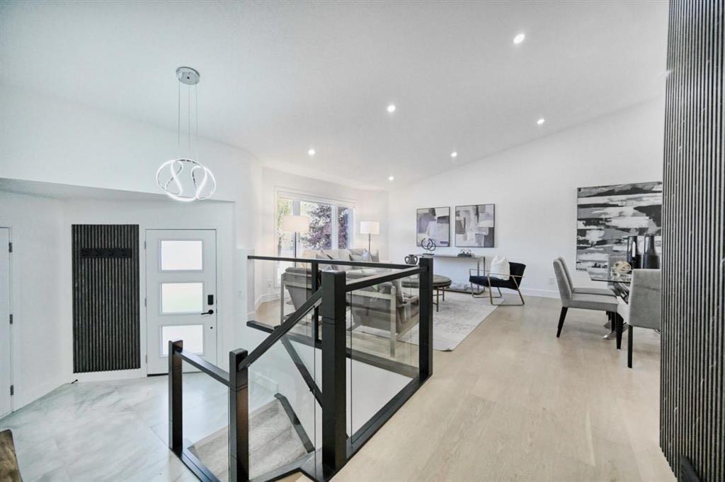 Additional image 6 of 941 West Chestermere Drive, Chestermere, AB, t1x1b7