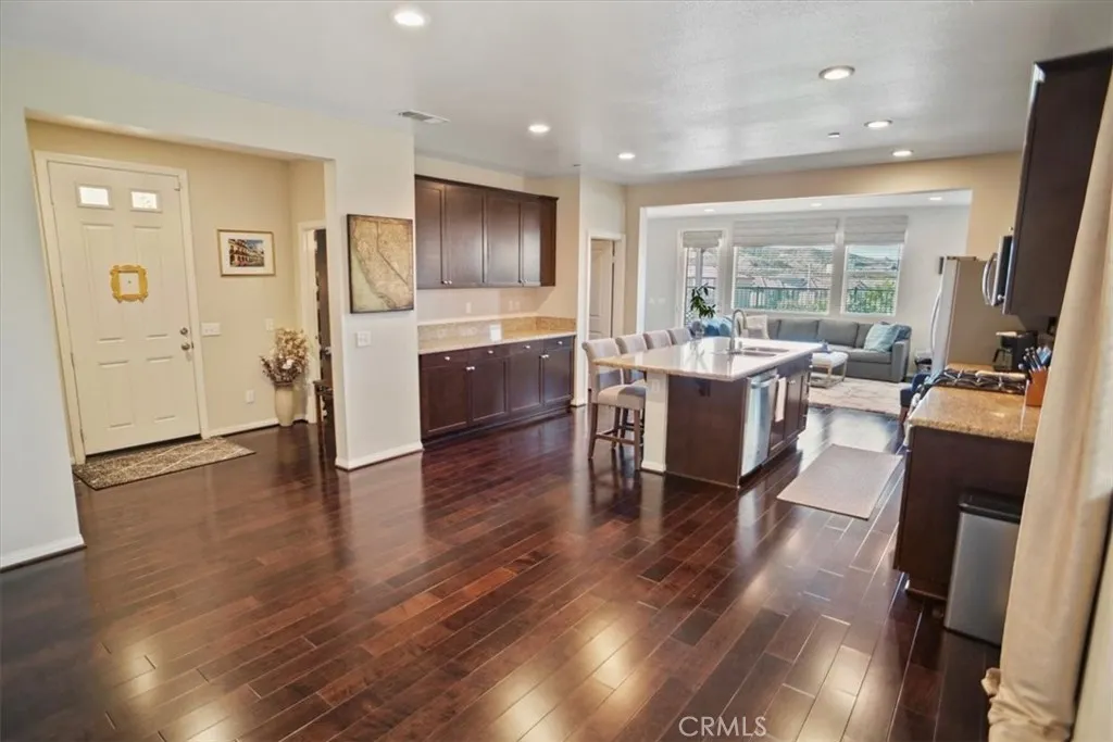 Additional image 3 of 19845 Via Kalban, Newhall, CA 91321