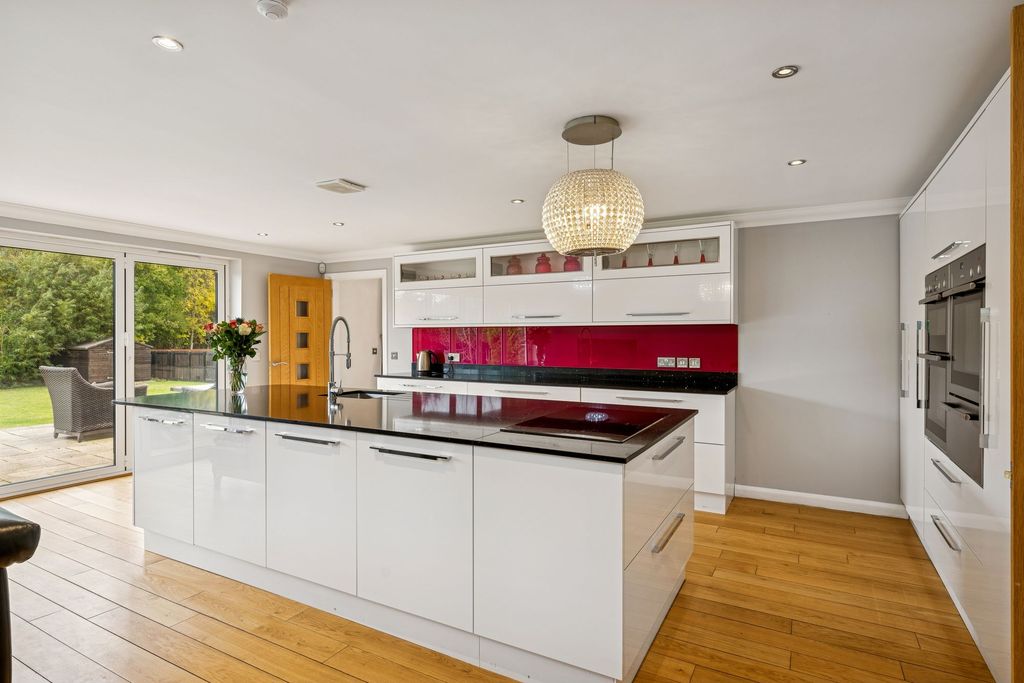Additional image 8 of 6 bed detached house for saleHamilton Way, East Whitburn EH47
