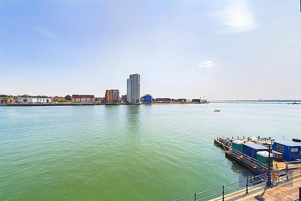 Additional image 14 of 2 bed flat for saleMoorhead Court, Ocean Village SO14