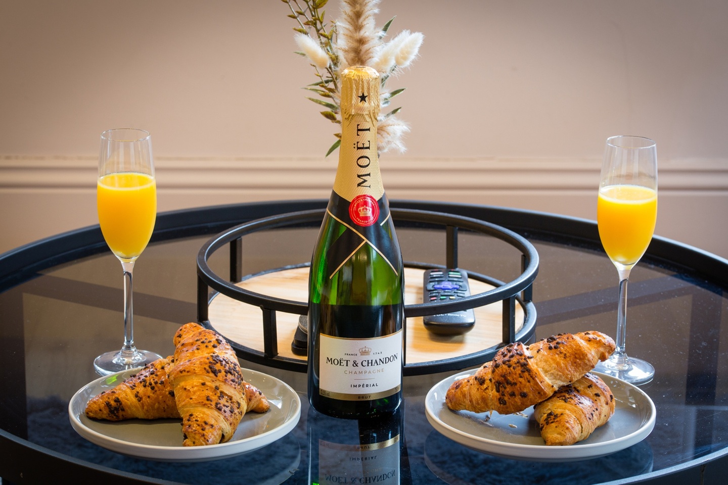 Additional image 9 of 2 Bed Flat, Charlotte Street, M1, N1 7GU