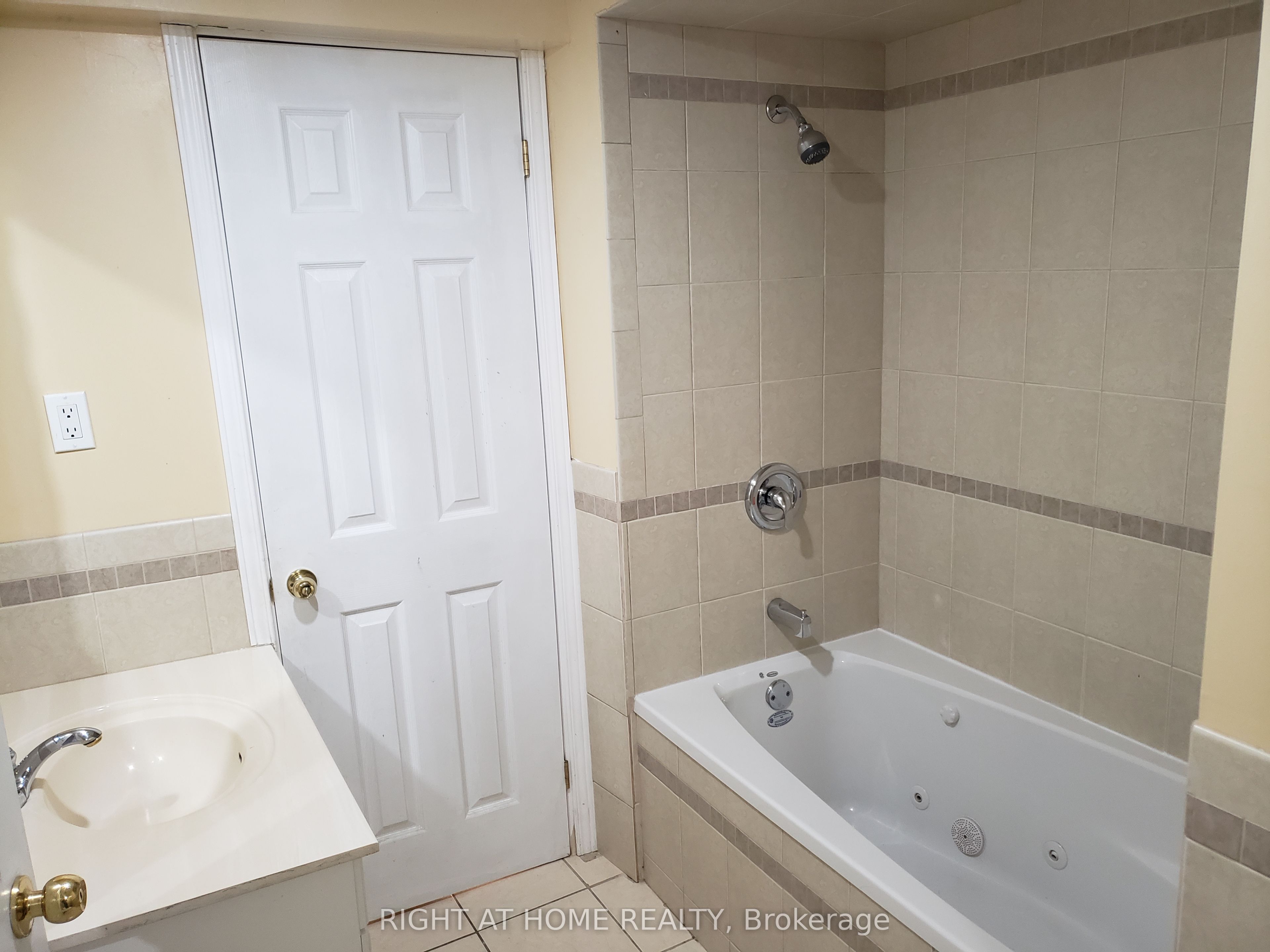 Additional image 5 of Basement-29 Ravenview Drive, Toronto, ON, M1E 3L9