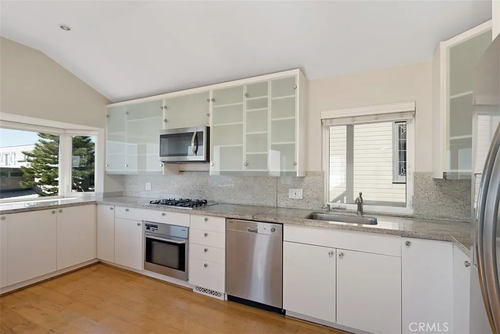 Additional image 9 of 135 Sunset Terrace, Laguna Beach, CA 92651