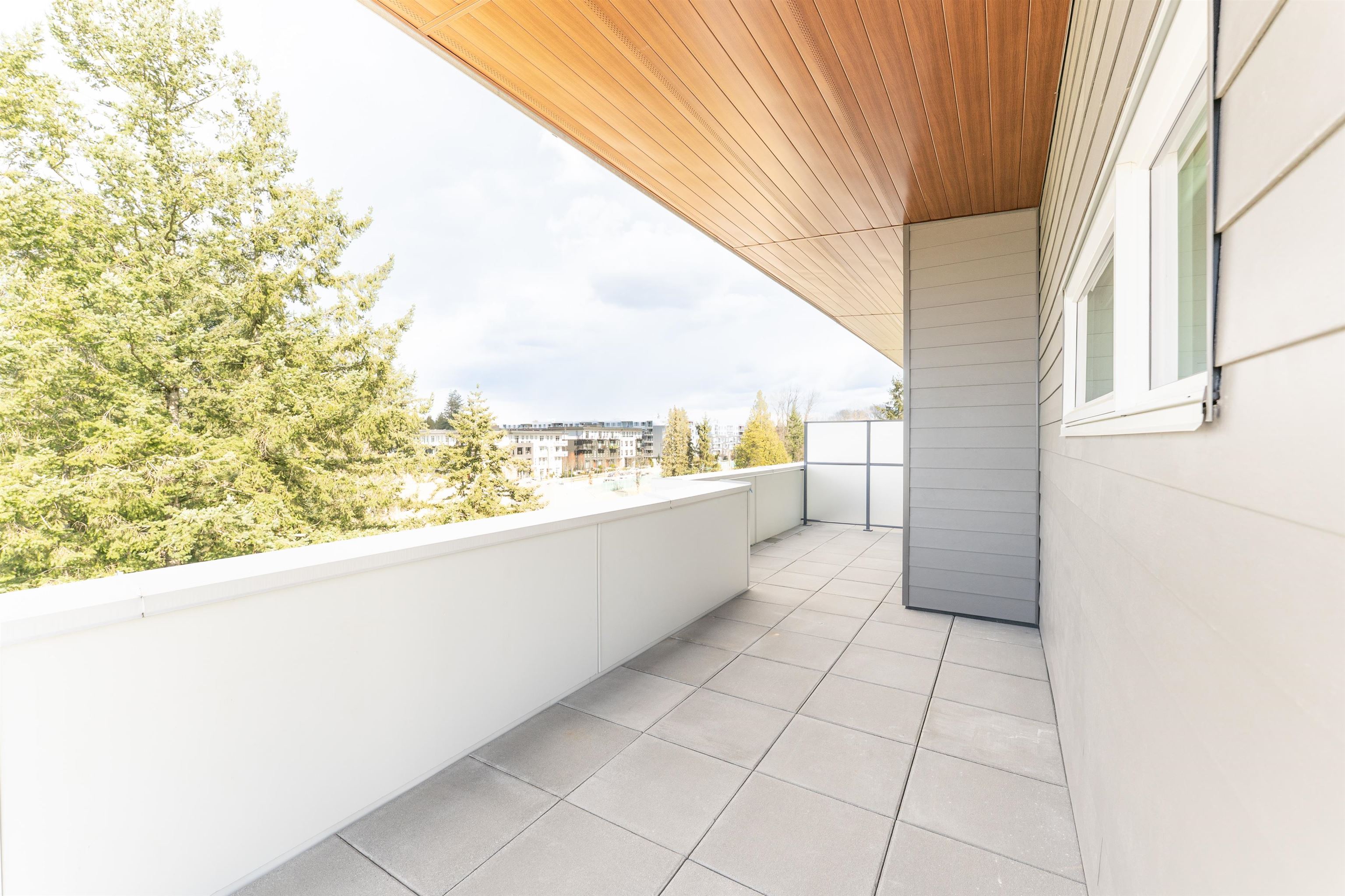 Additional image 3 of 608-10488 138a Street, Surrey, BC, V3T 0W4