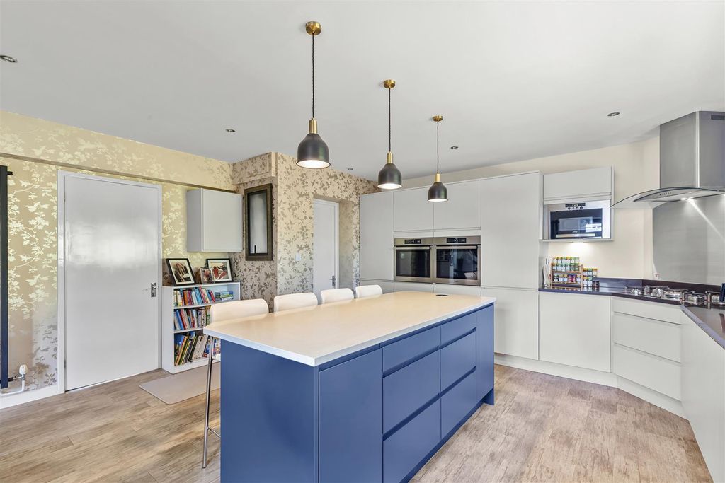 Additional image 8 of 6 bed detached house for saleBolling Road, Ilkley LS29