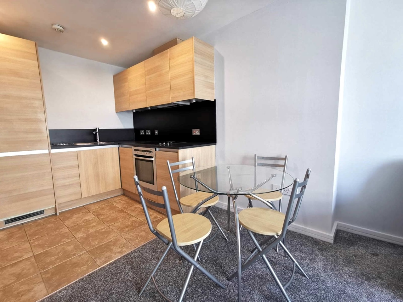 Additional image 32 of 2 Bed Flat, St. Martins Gate, B2, B2

4TH