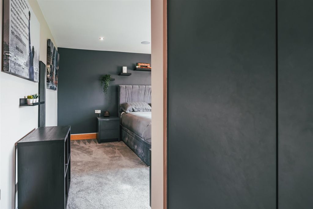 Additional image 40 of 4 bed detached house for saleStation Road, Hope, Hope Valley S33
