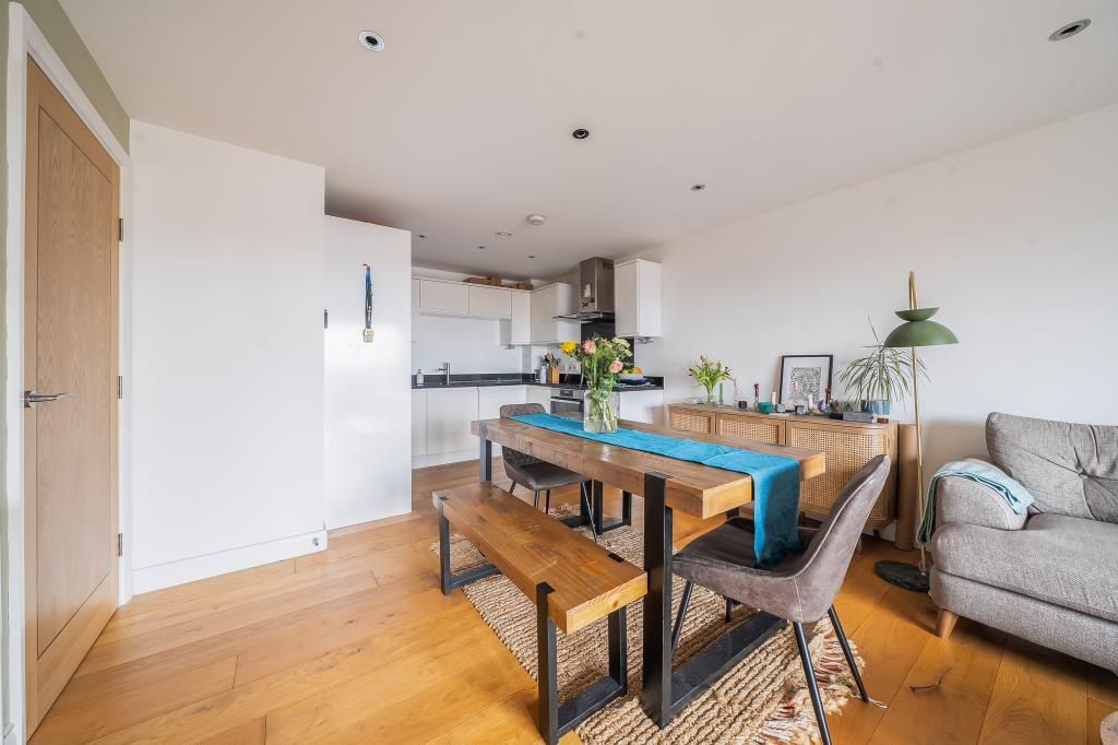 Additional image 20 of 2 bed flat for saleNewbury, Berkshire RG14