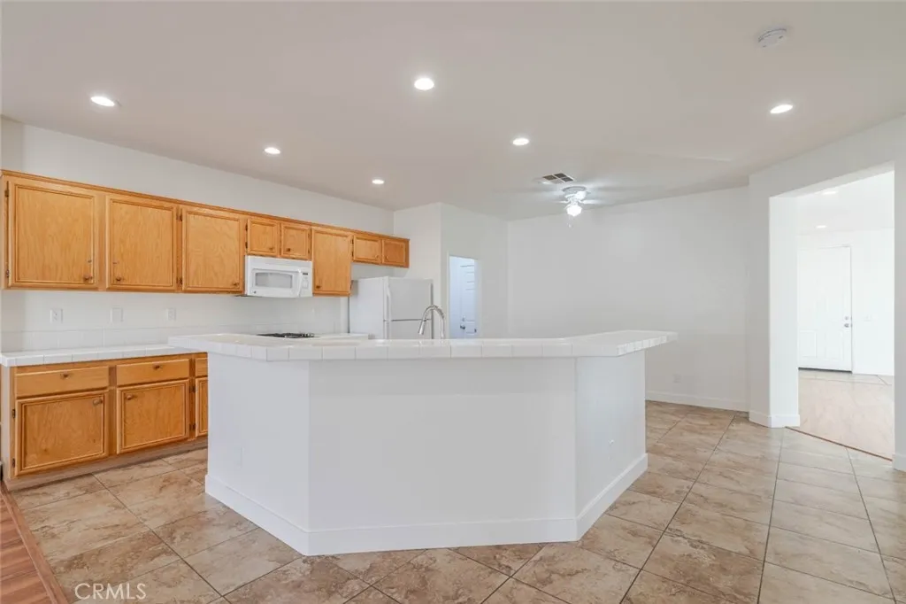 Additional image 19 of 5059 Keston Drive, Palmdale, CA 93552