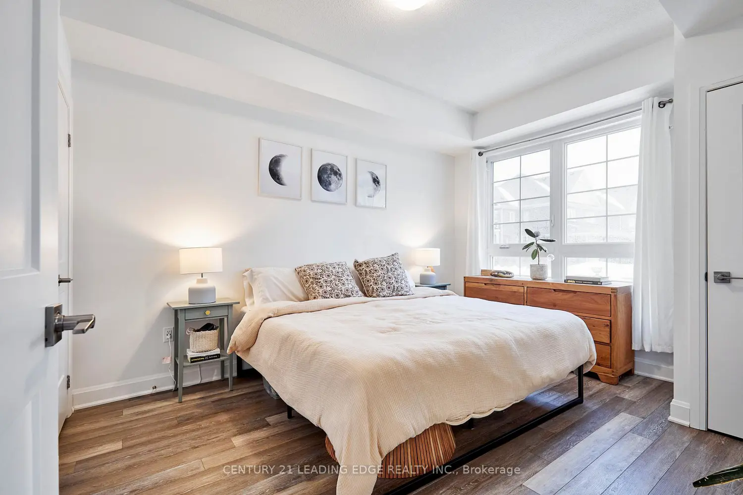 Additional image 18 of 50 Lakebreeze Drive 105