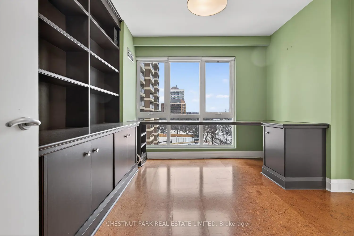 Additional image 13 of 40 Rosehill Avenue 604