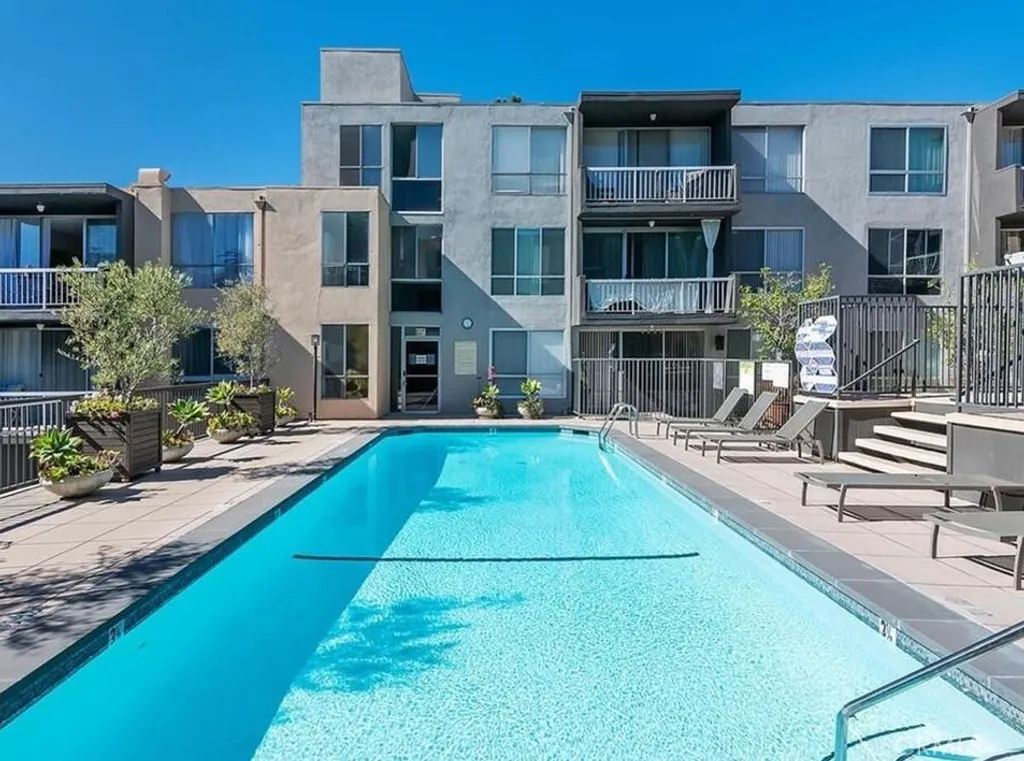 Additional image 21 of 1745 Camino Palmero St, Los Angeles, CA 90046