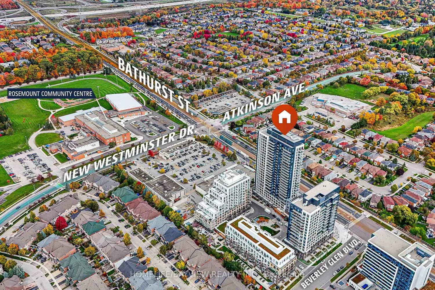 7950 Bathurst Street 617 photo 2