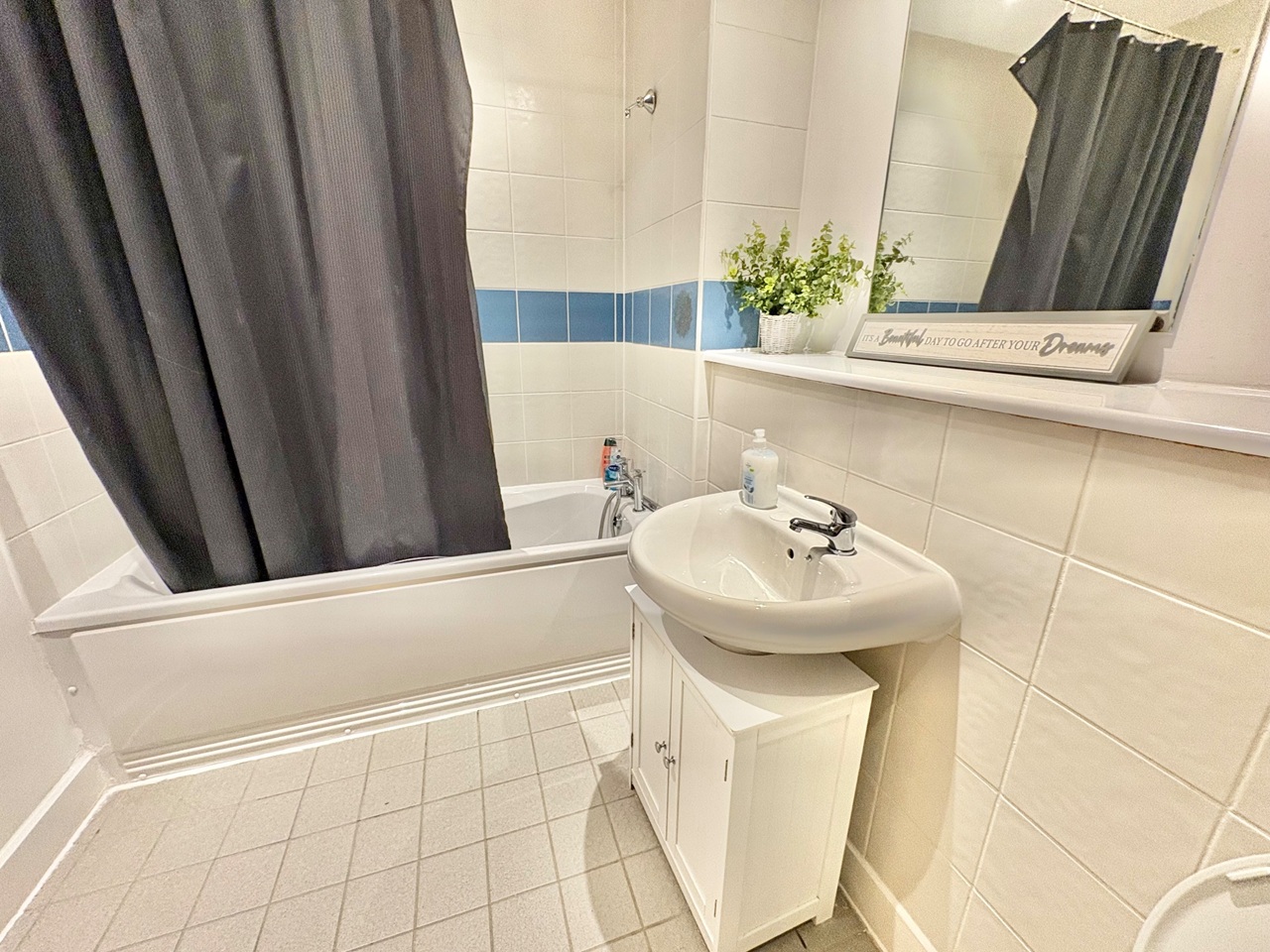 Additional image 34 of 3 Bed Flat, Lever St, M1, N1 7GU