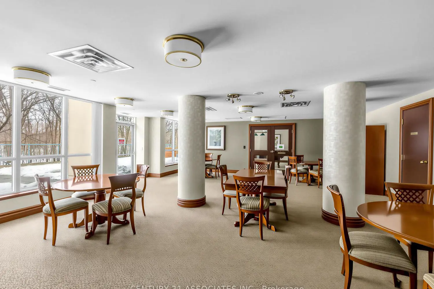 Additional image 17 of 2585 Erin Centre Boulevard 408