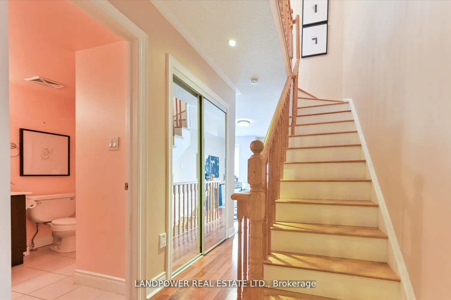 7 Saddlecreek Drive photo 4