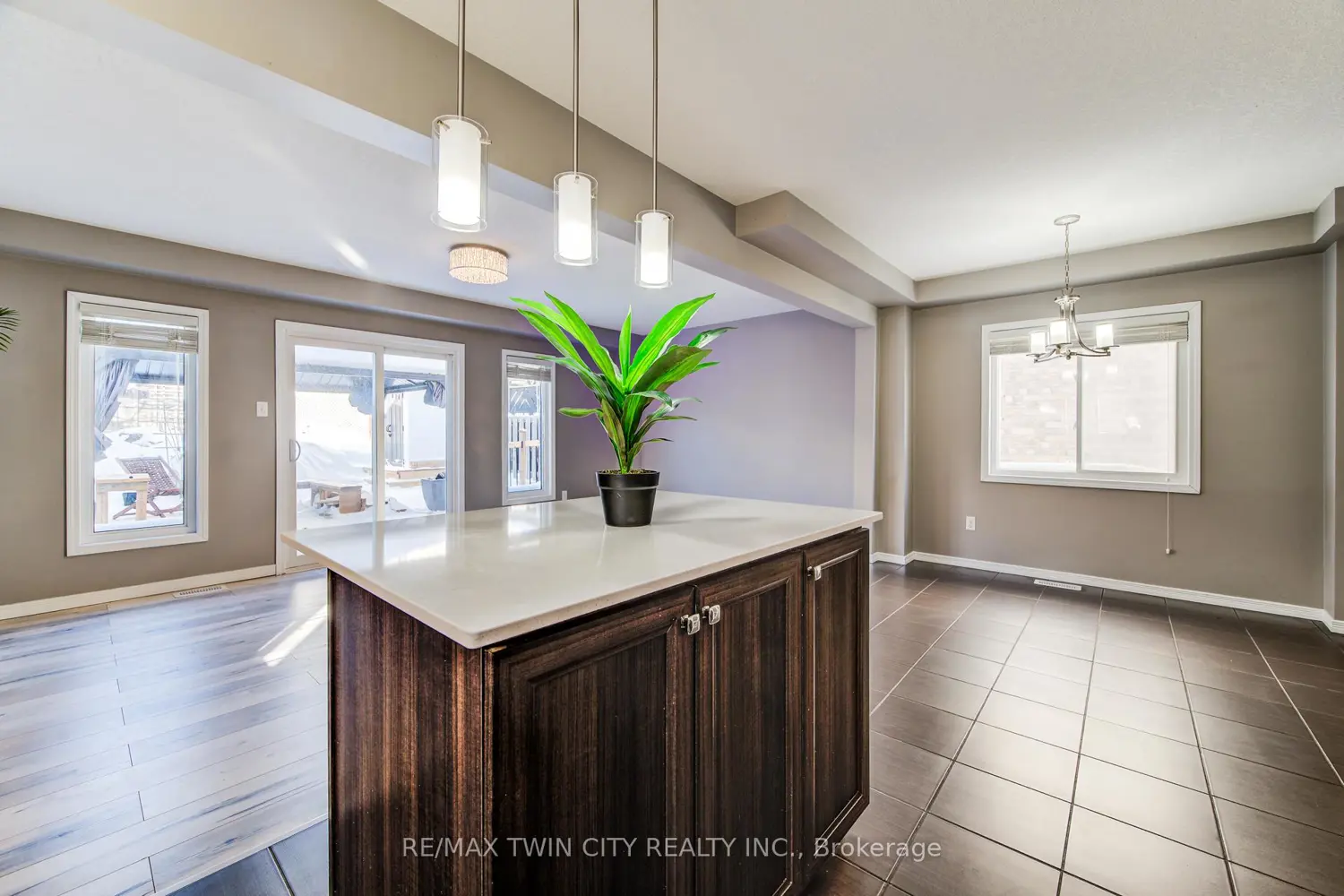 Additional image 9 of 55 Upper Mercer Street