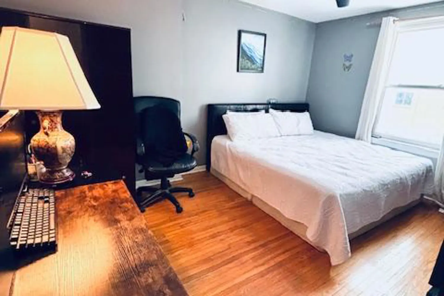 Additional image 12 of 925 Bayly Street 7