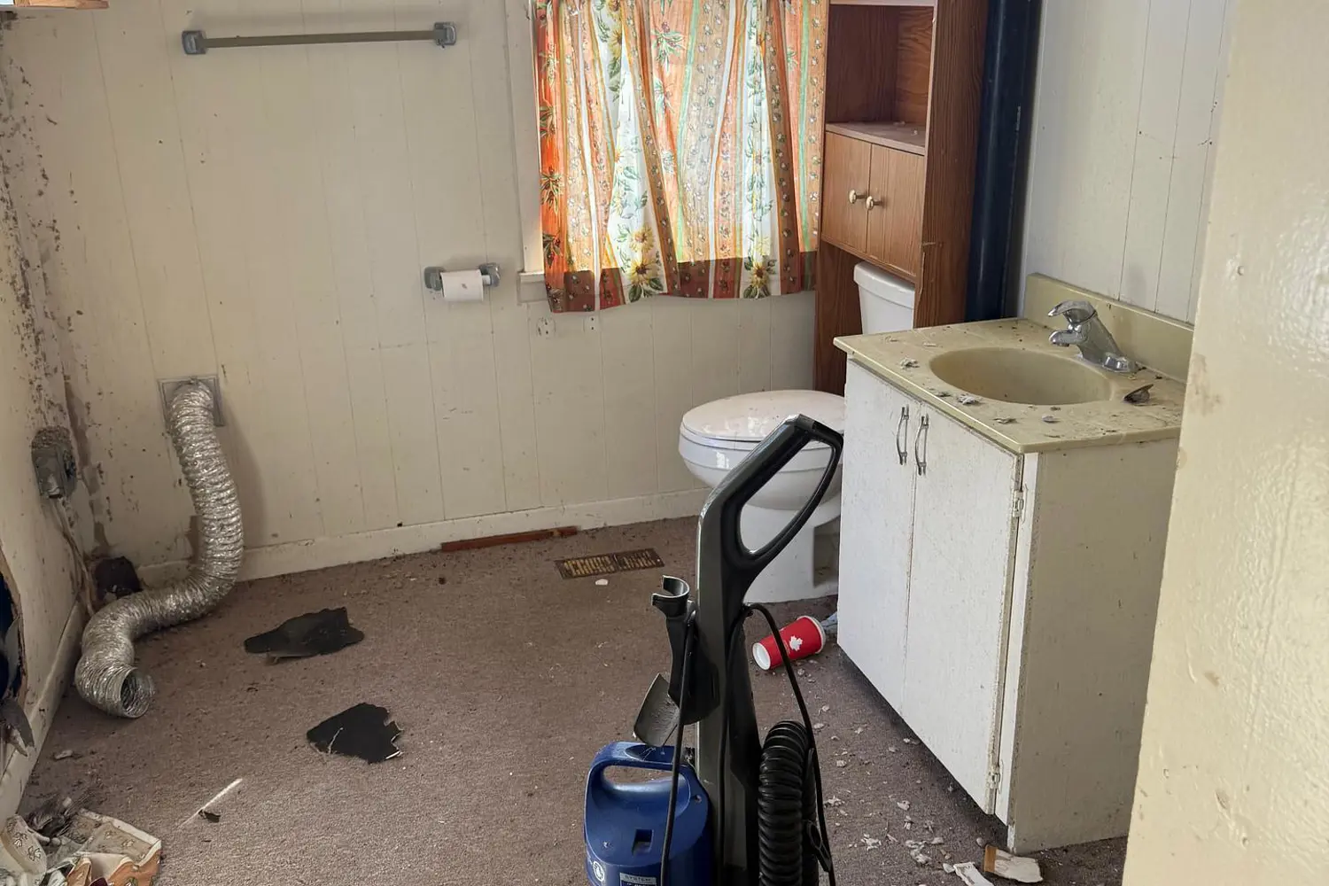 Additional image 15 of 15554 Saving Street