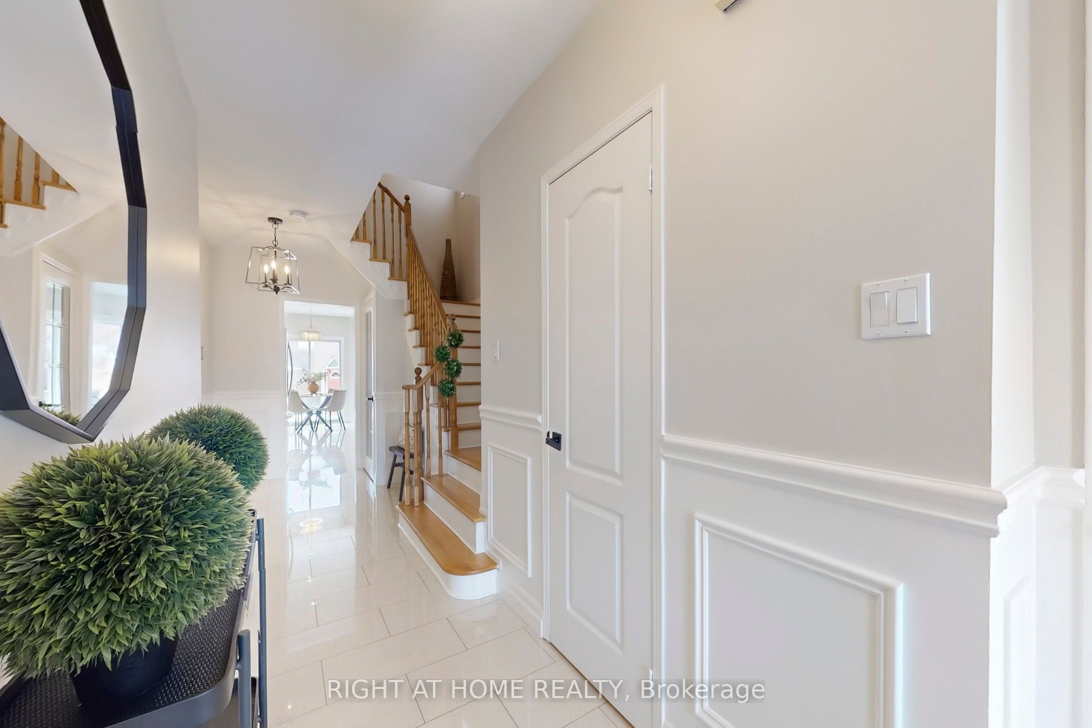 Additional image 6 of 444 Flanagan Court, Newmarket, ON, L3X 2E9