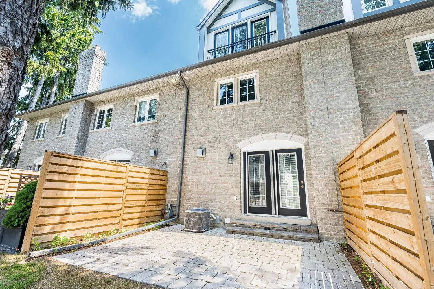 Additional image 20 of 1995 Royal Road 136