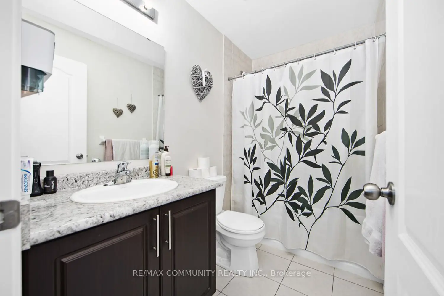 Additional image 15 of 984 Kicking Horse Path