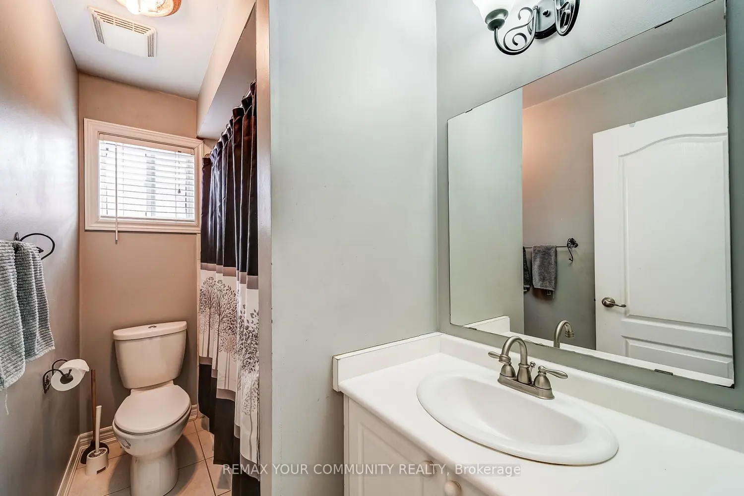 Additional image 20 of 93 Amberview Drive