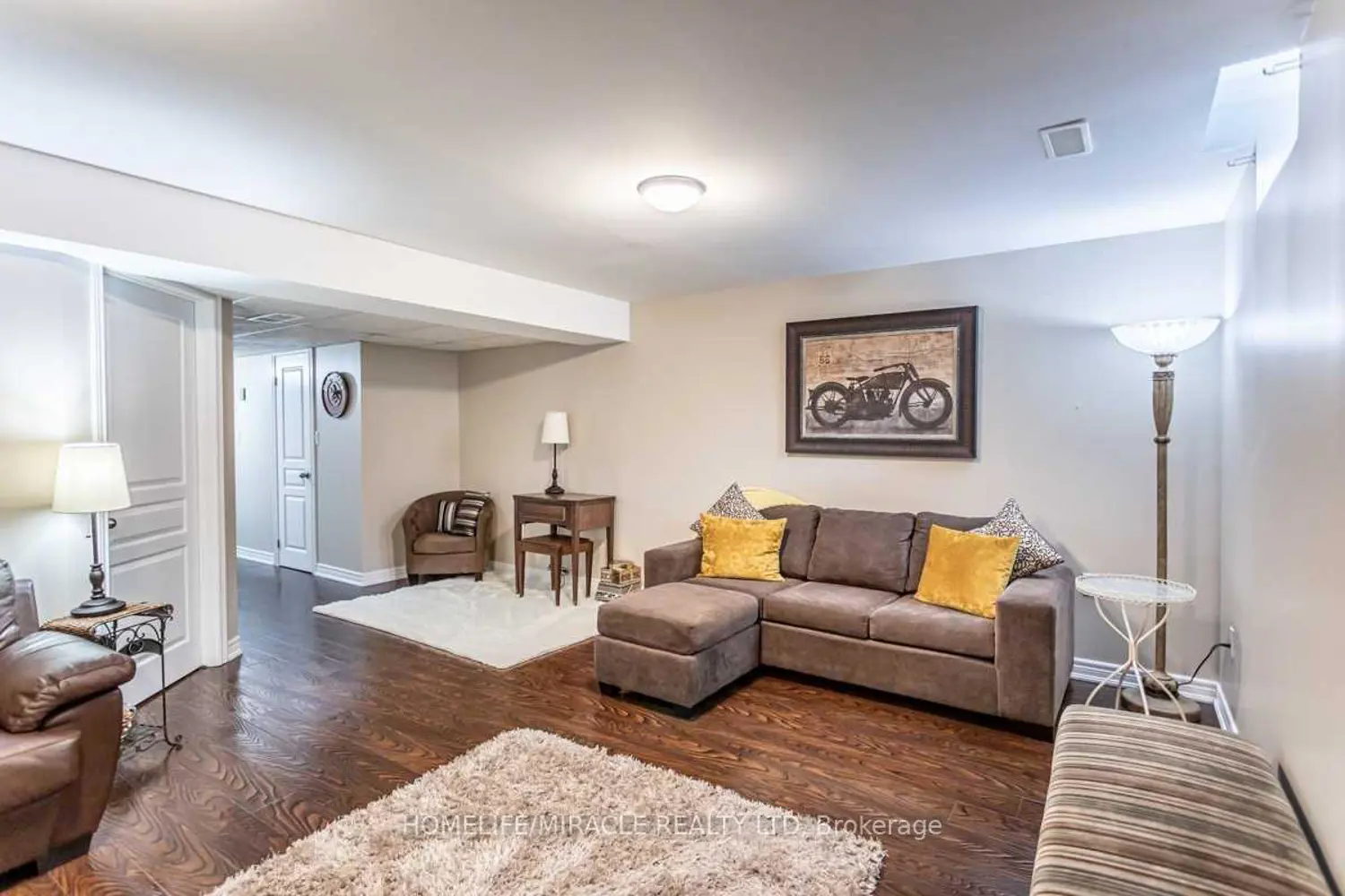 Additional image 17 of 94 Fall Fair Way